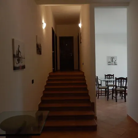 Casole Short Lets Гостевой дом