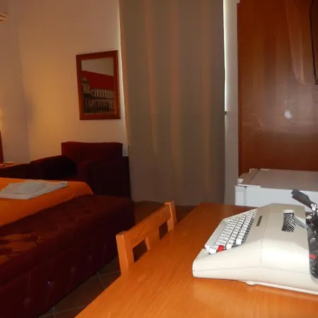 Гостевой дом Casole Short Lets 3*