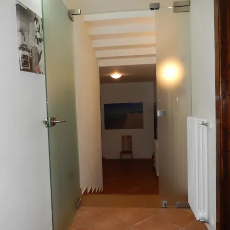 Гостевой дом Casole Short Lets 3*