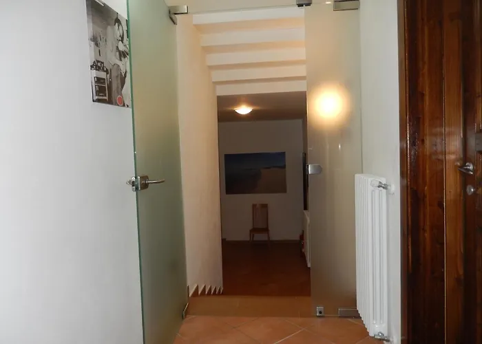 Casa de hóspedes Casole Short Lets 3*